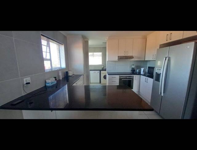 3 BEDROOM TOWNHOUSE RENTED IN BEN KAMMA